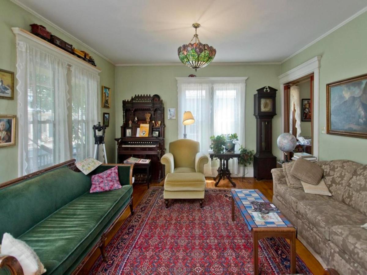 Blooming Inn Shelburne Falls Eksteriør billede