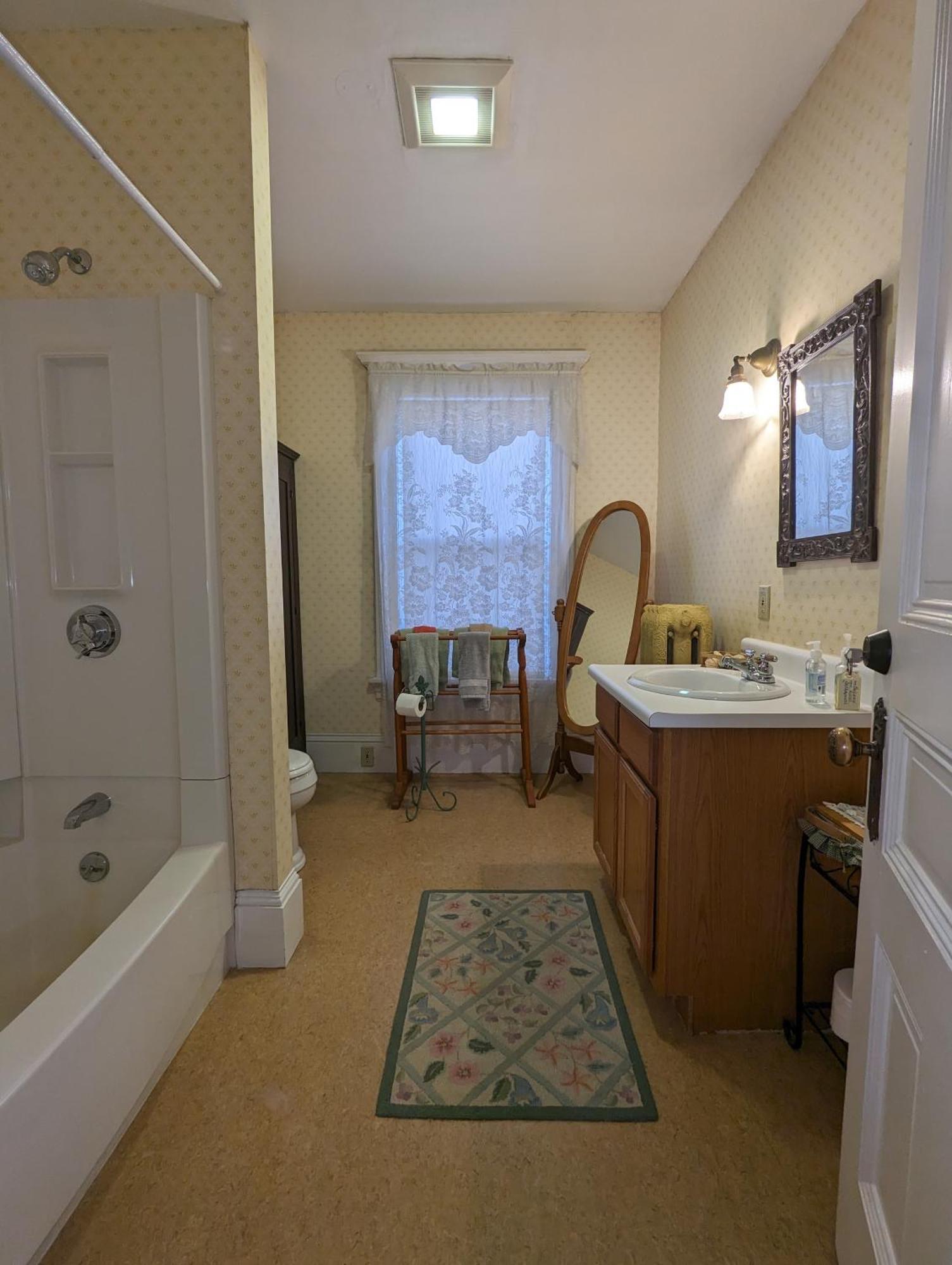 Blooming Inn Shelburne Falls Eksteriør billede